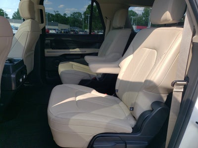2022 Ford Expedition Max Platinum