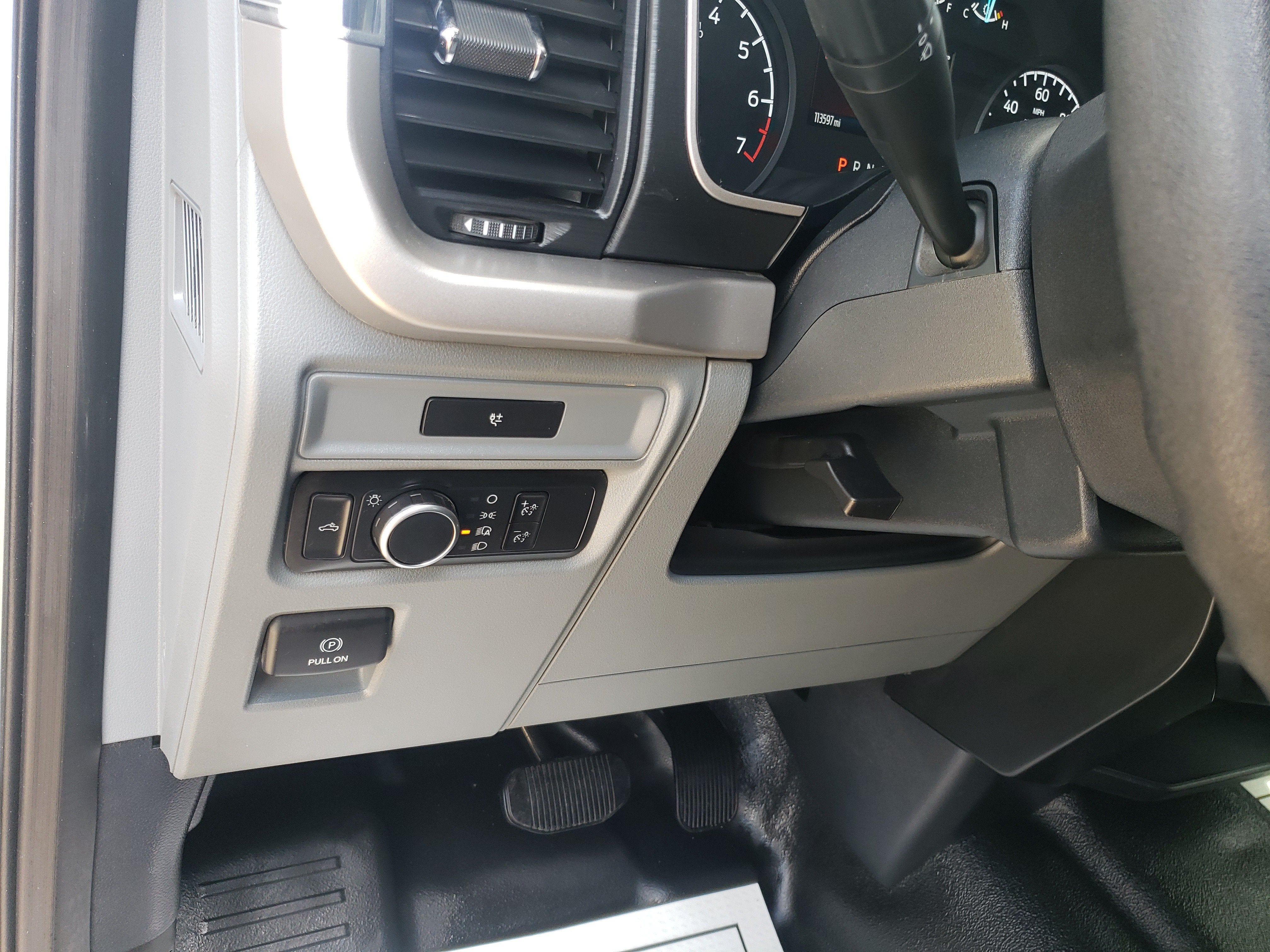 2021 Ford F-150 Base
