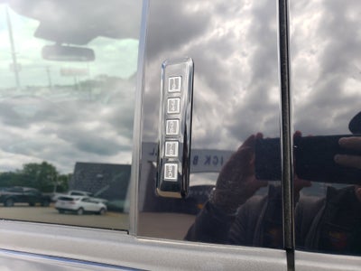 2023 Ford F-150 Base