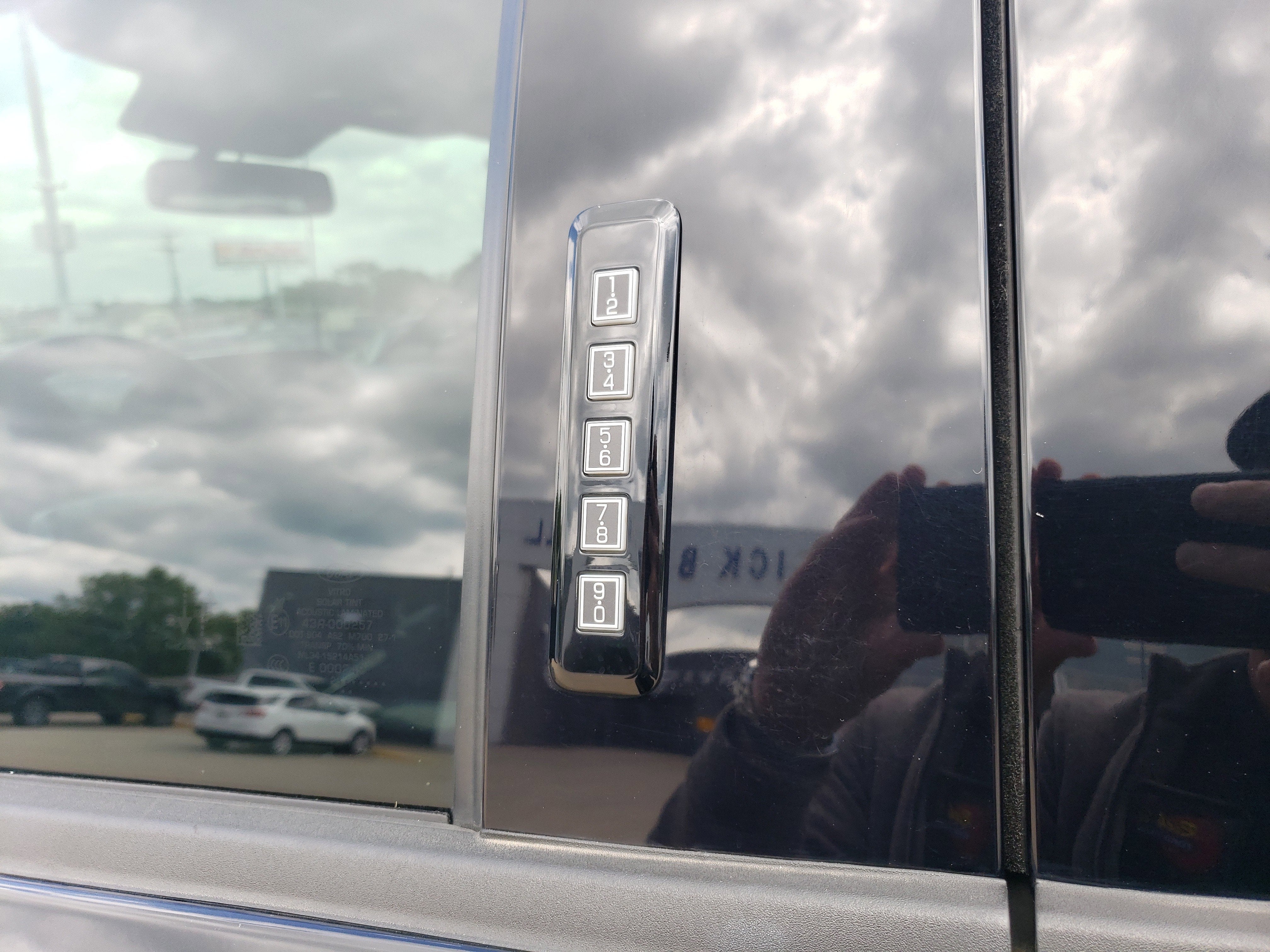 2023 Ford F-150 Base