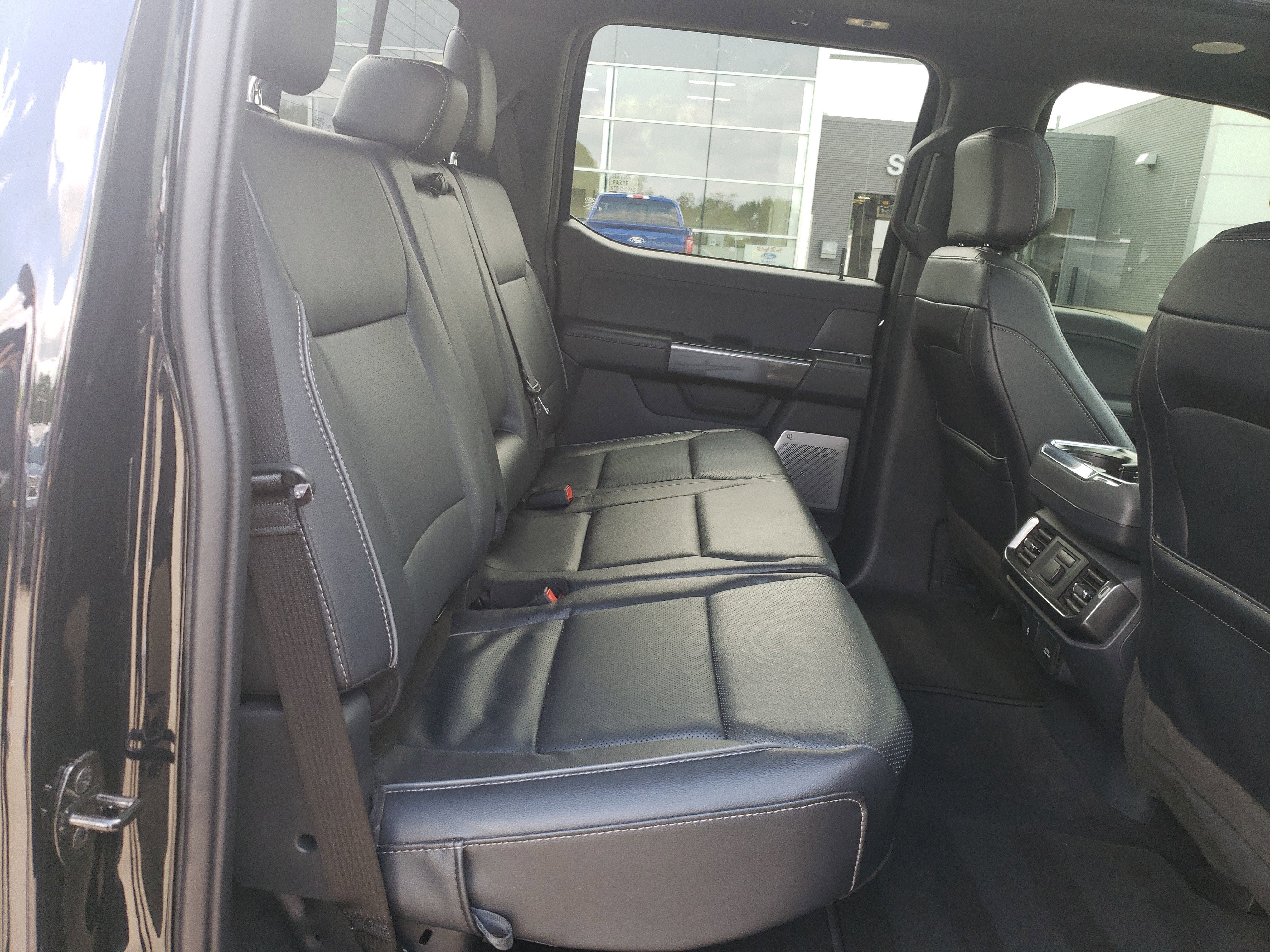 2023 Ford F-150 Base