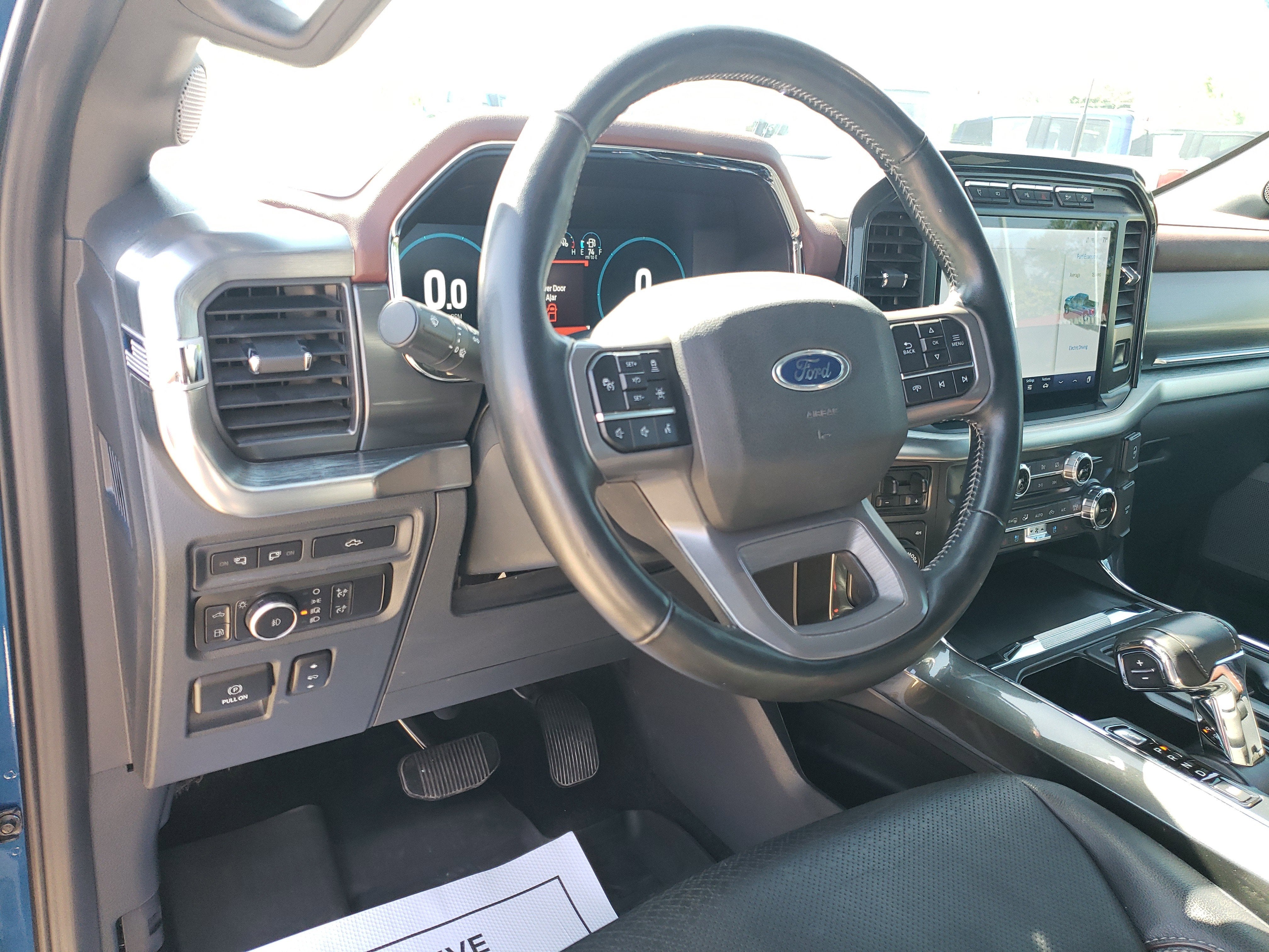 2022 Ford F-150 Base
