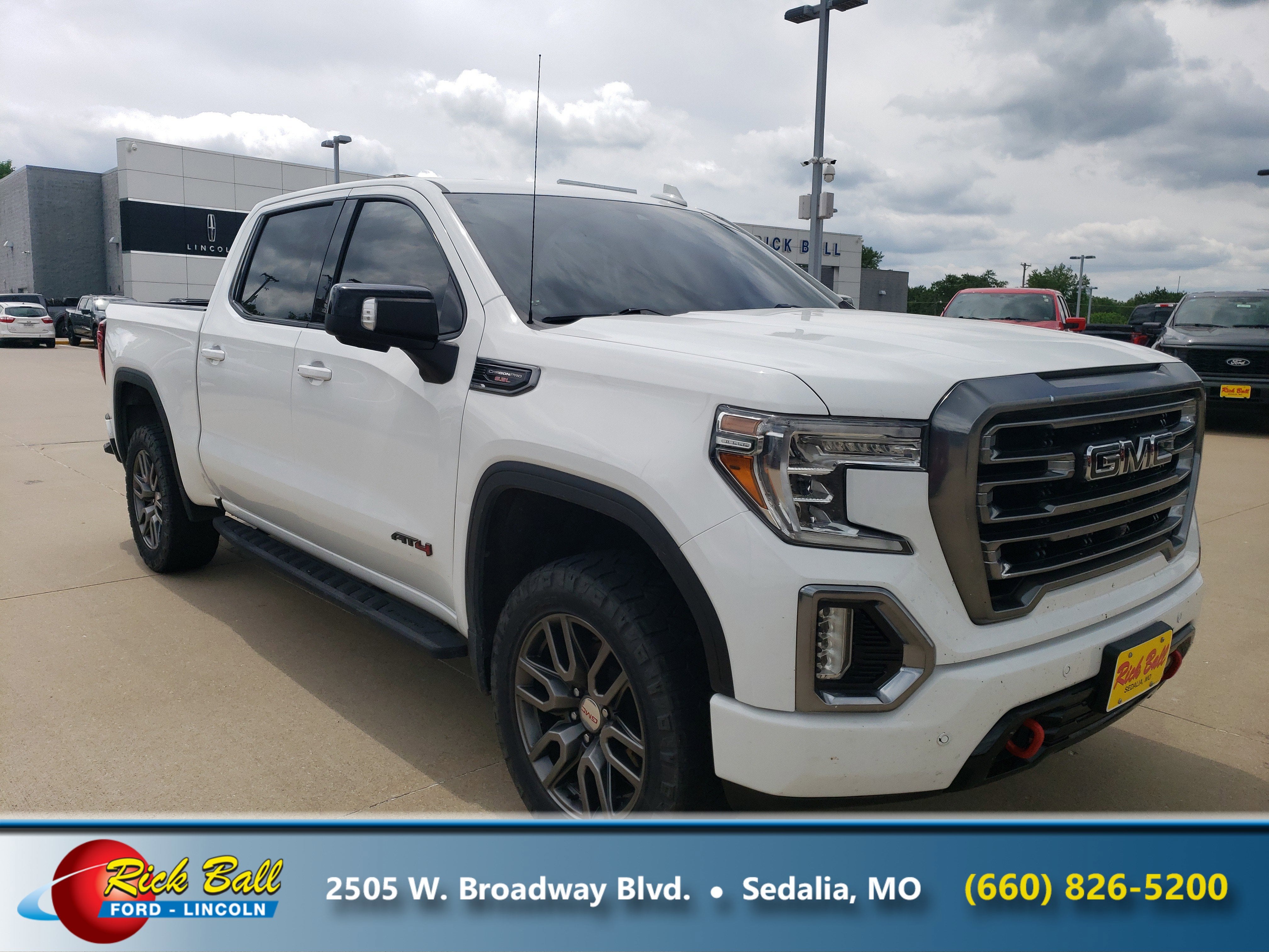 2021 GMC Sierra 1500 AT4