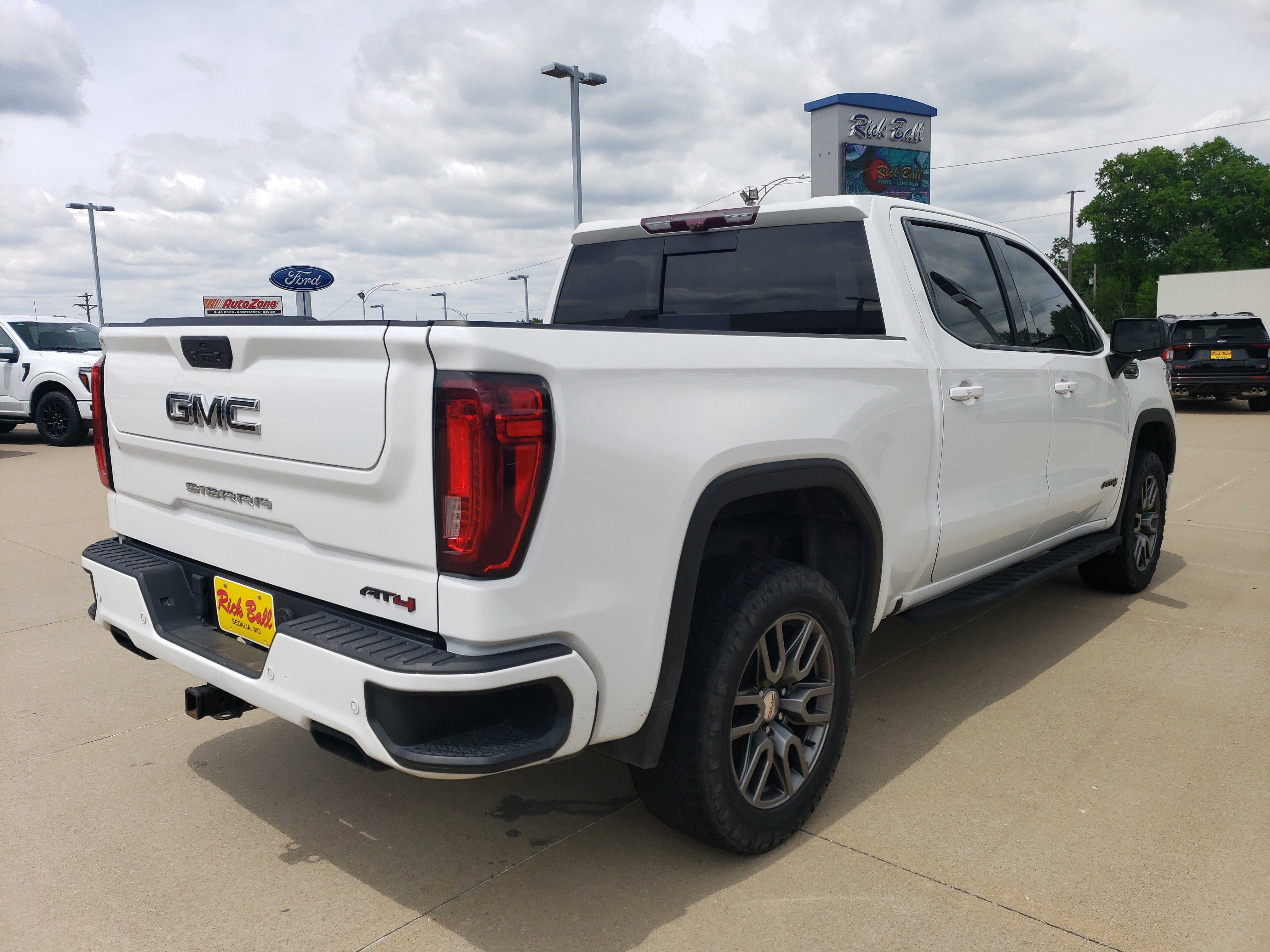 2021 GMC Sierra 1500 AT4