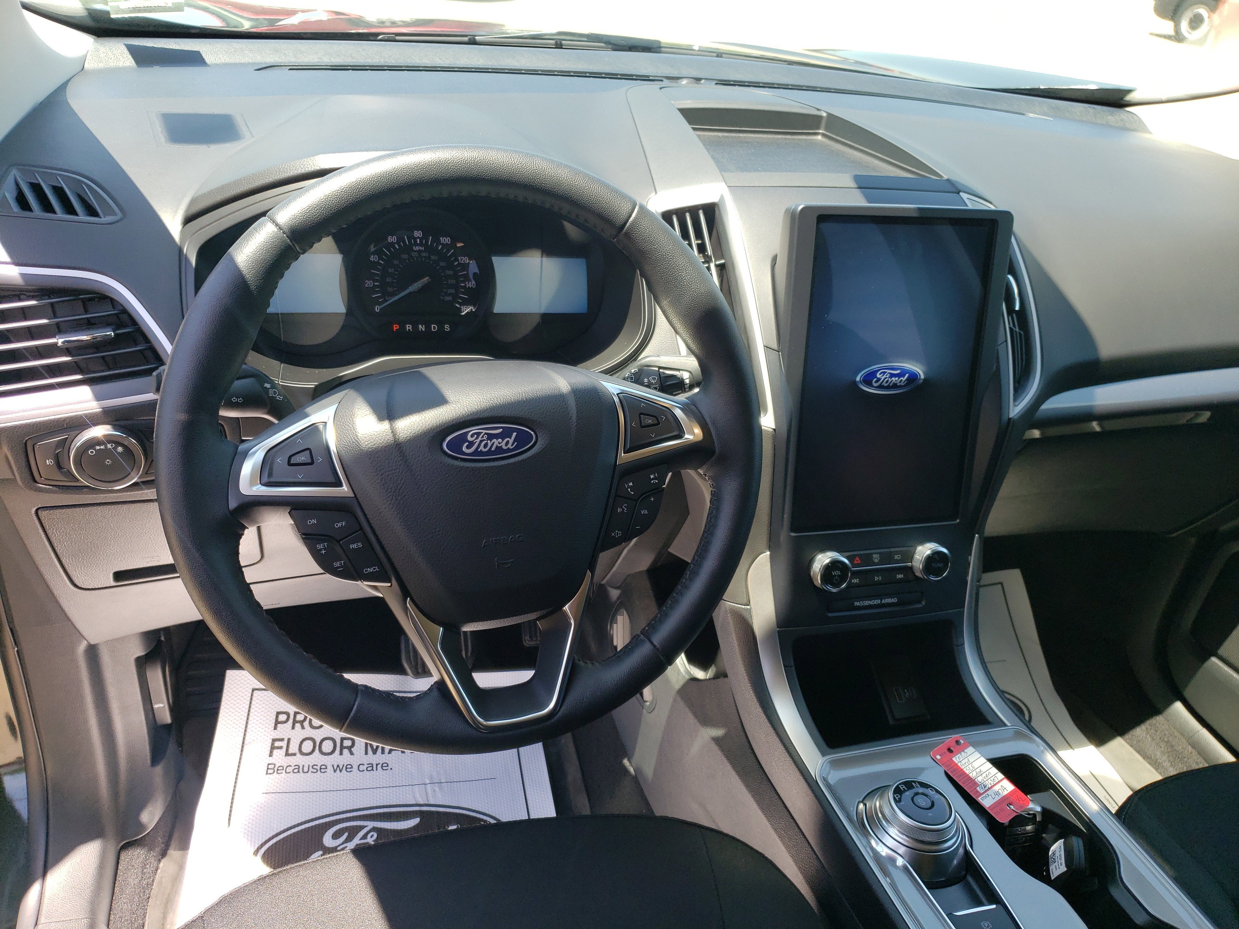 2023 Ford Edge Base