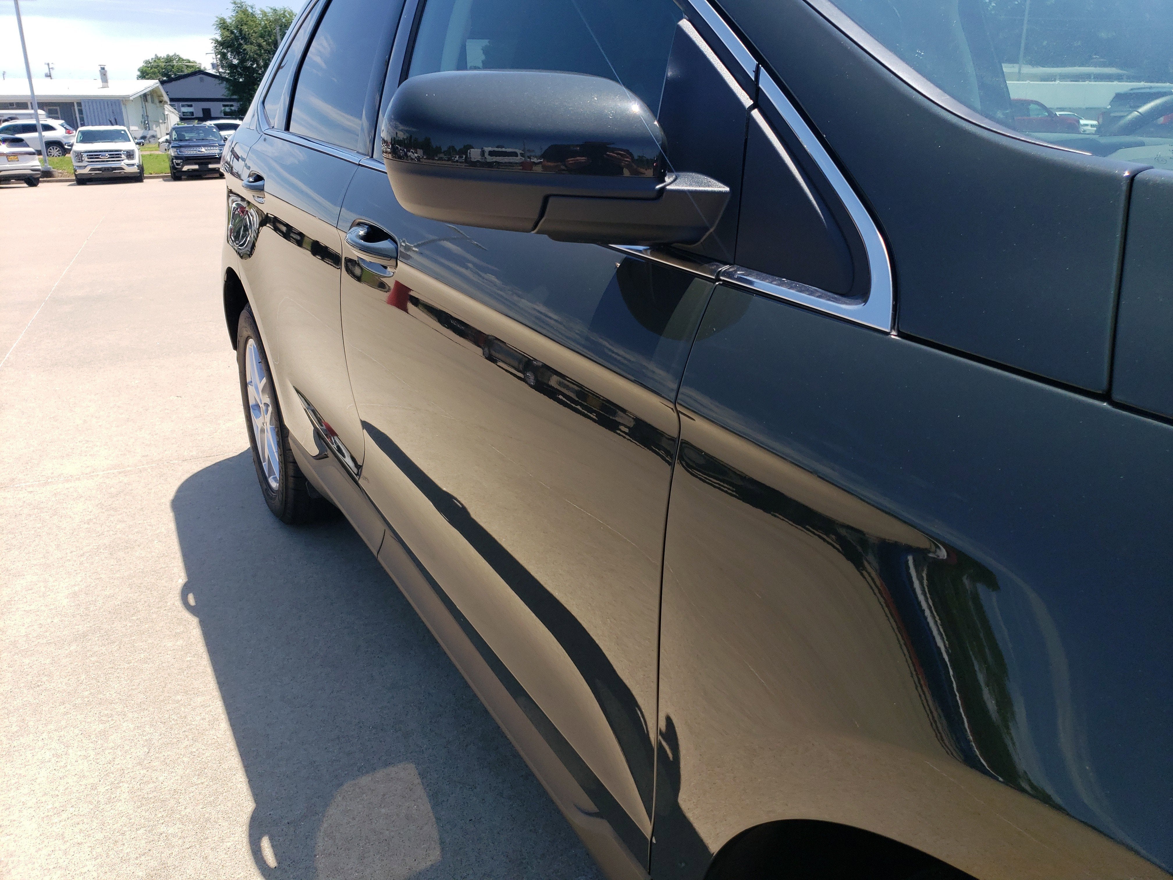 2023 Ford Edge Base