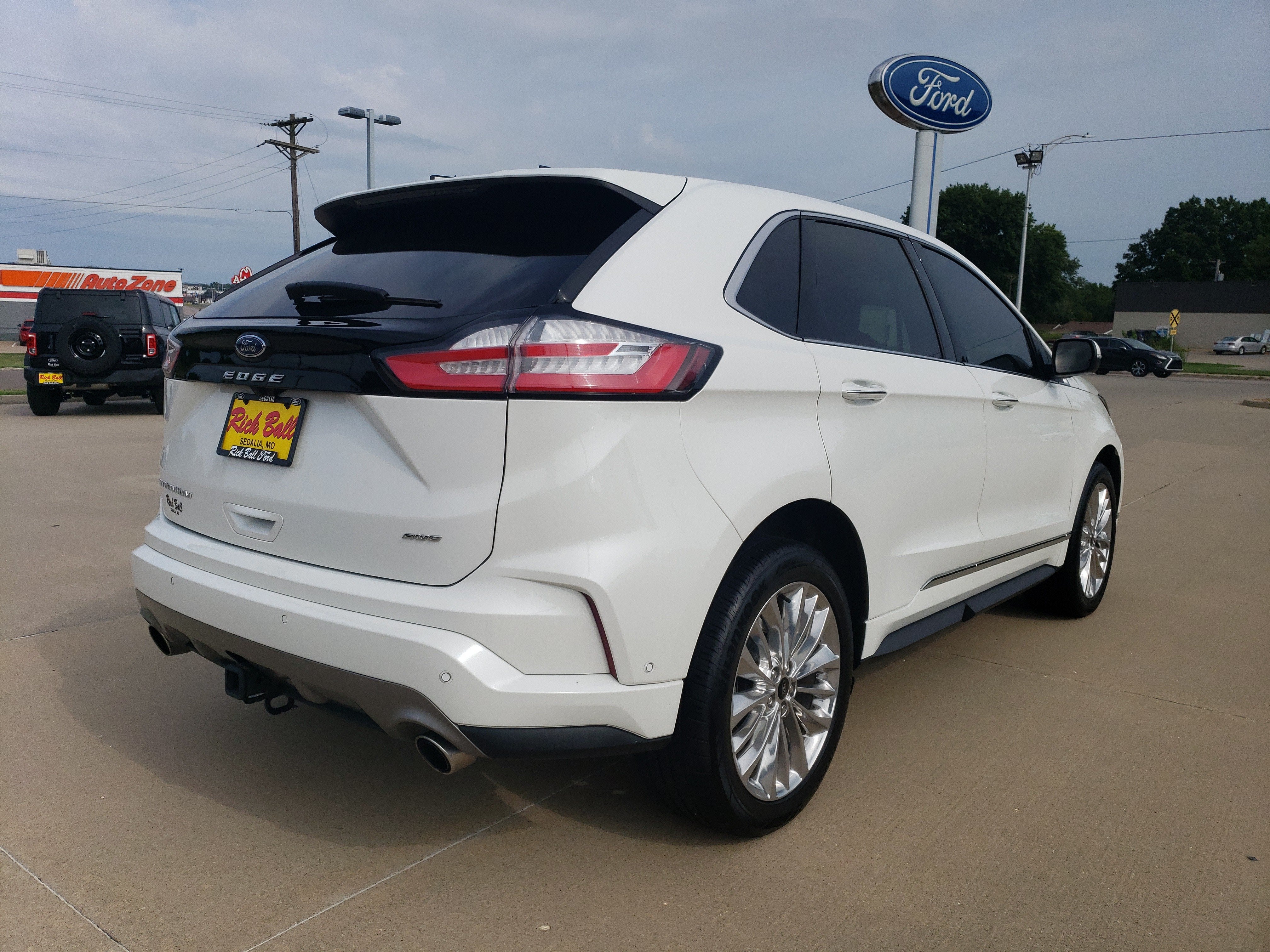 2024 Ford Edge Titanium