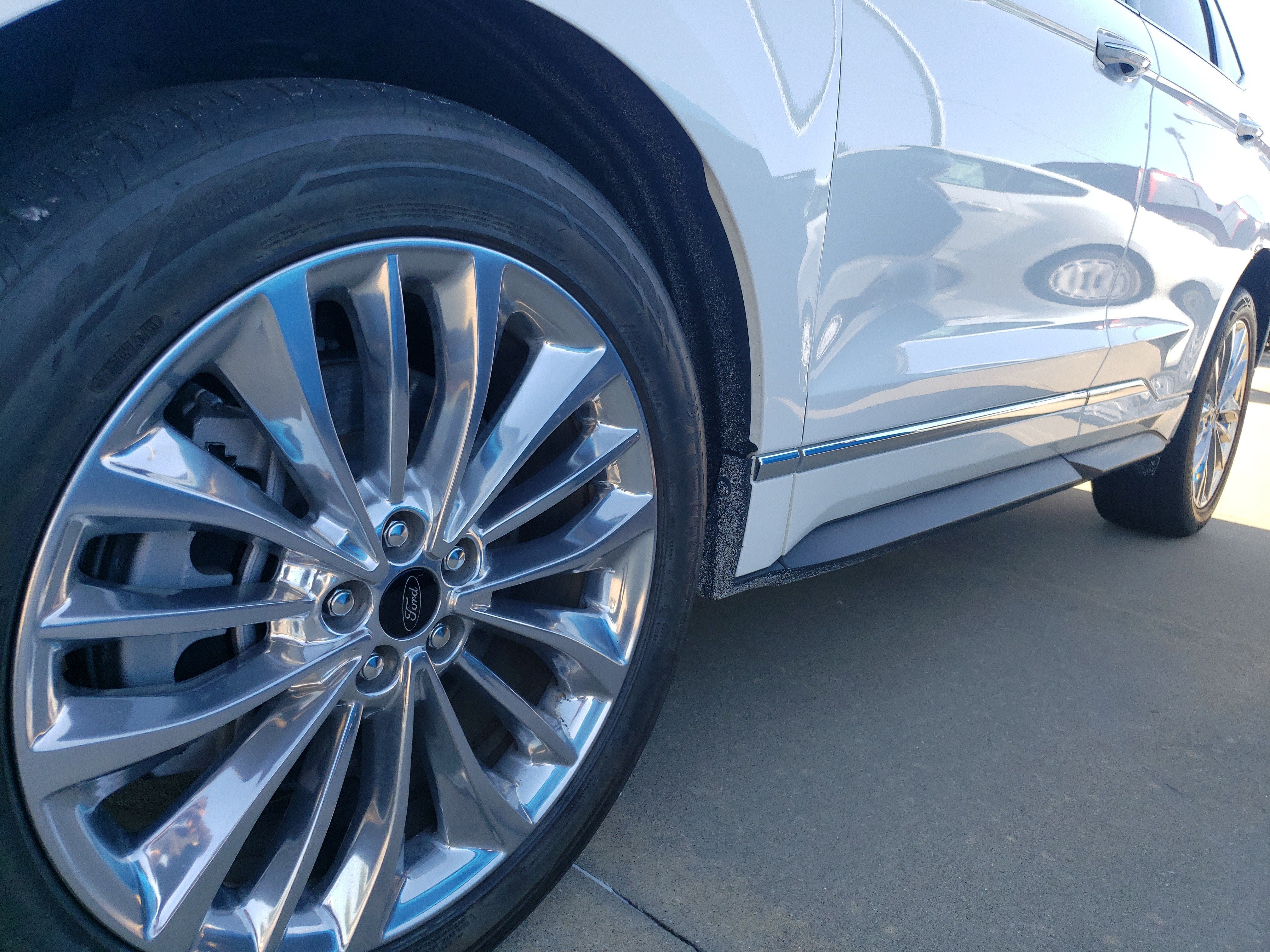 2024 Ford Edge Titanium
