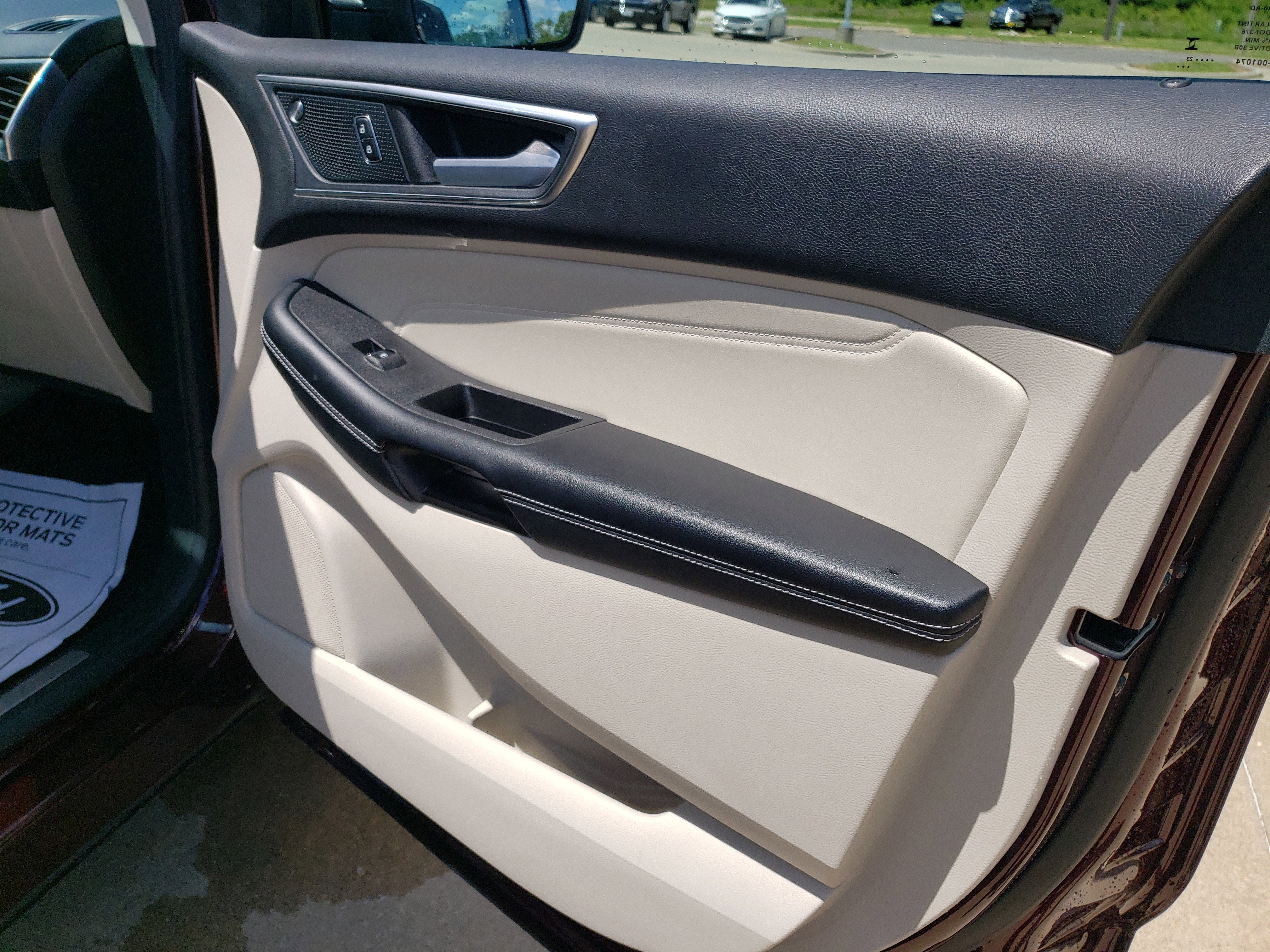 2023 Ford Edge Titanium