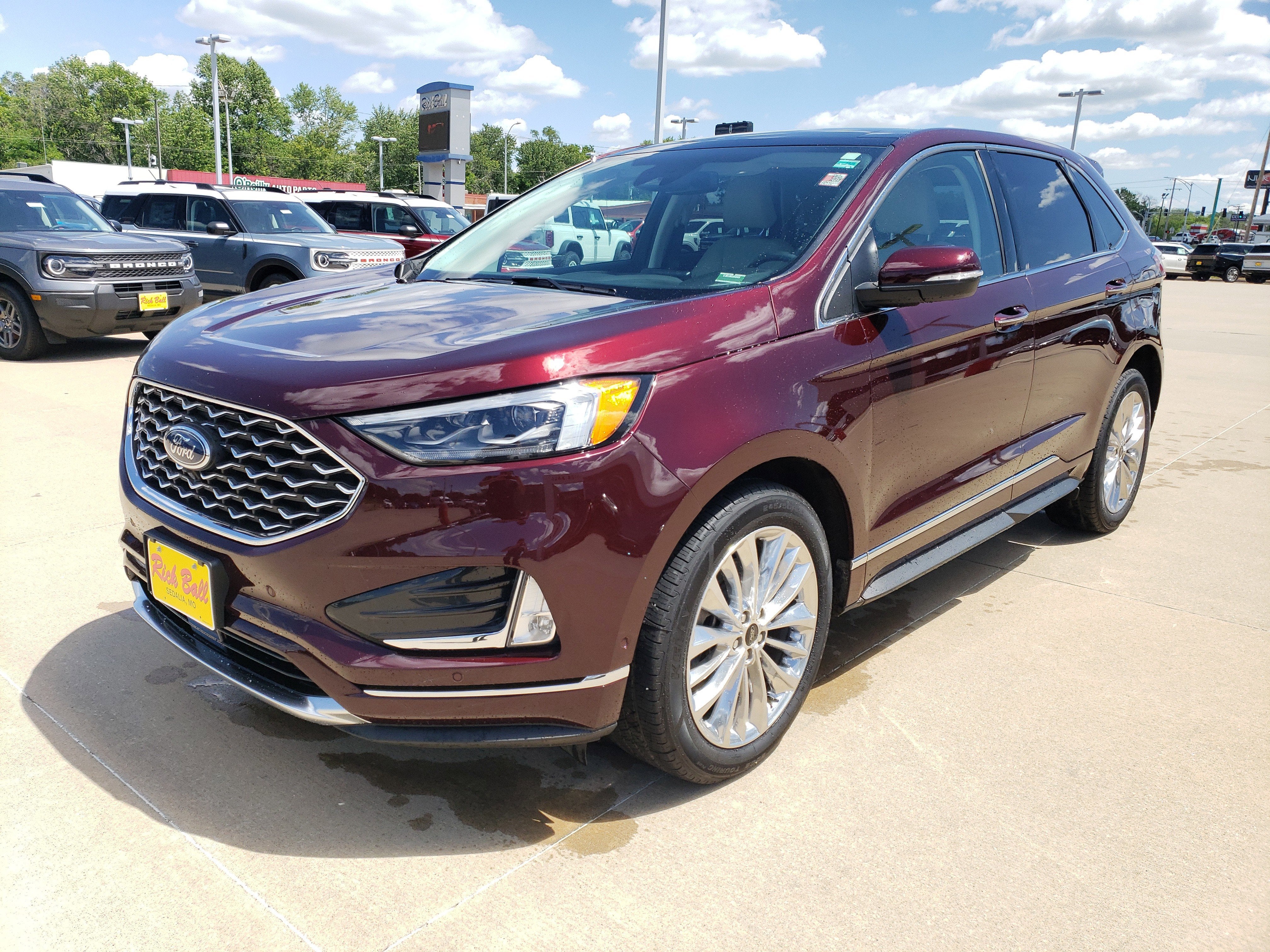 2023 Ford Edge Titanium