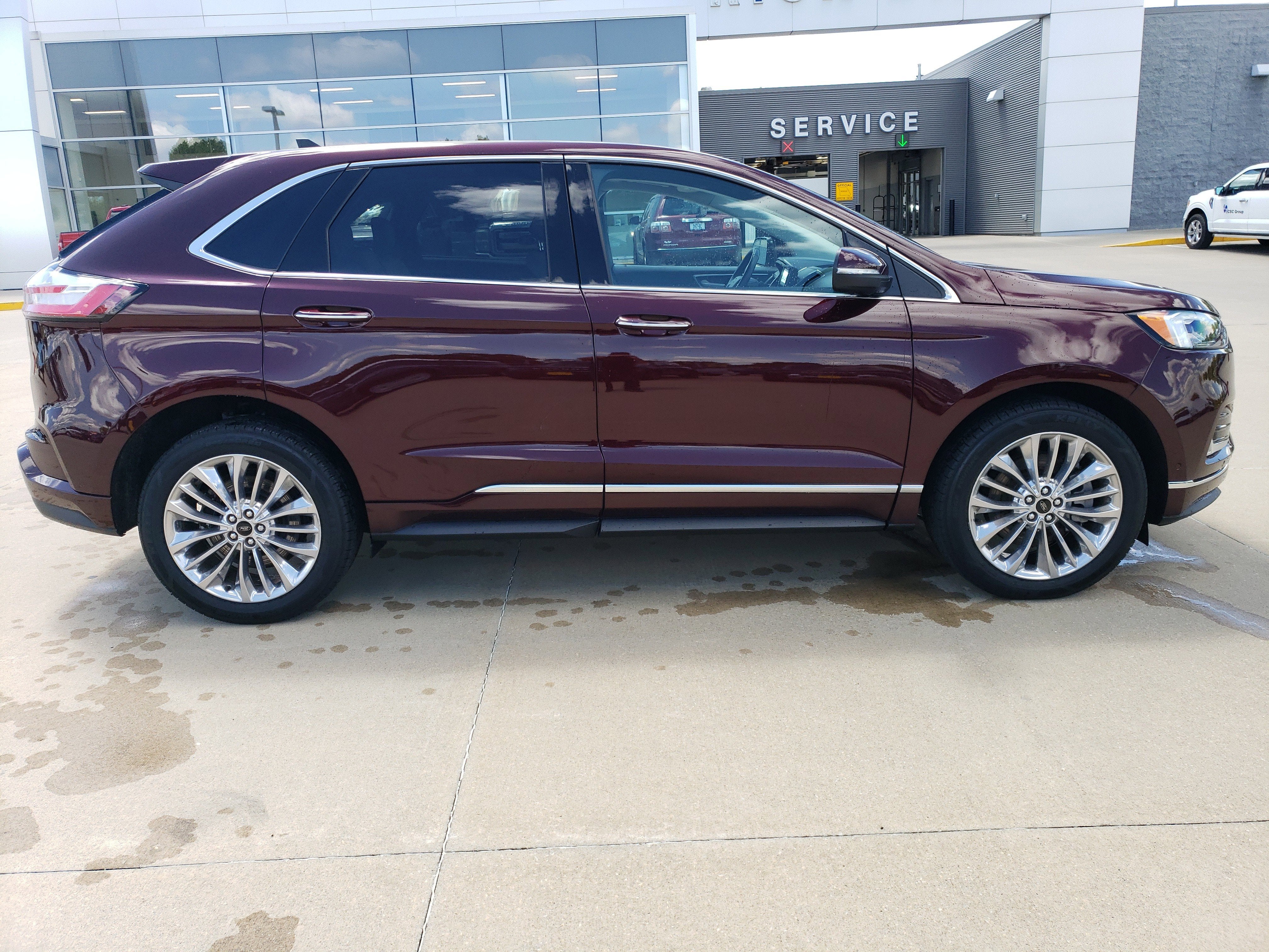 2023 Ford Edge Titanium