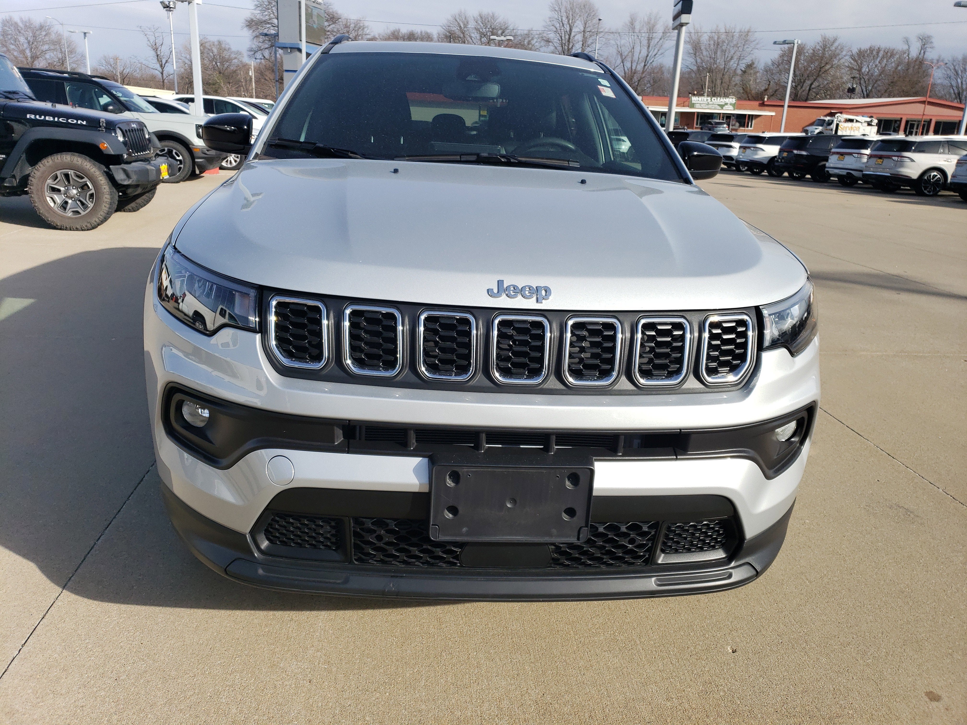 2024 Jeep Compass Latitude Lux