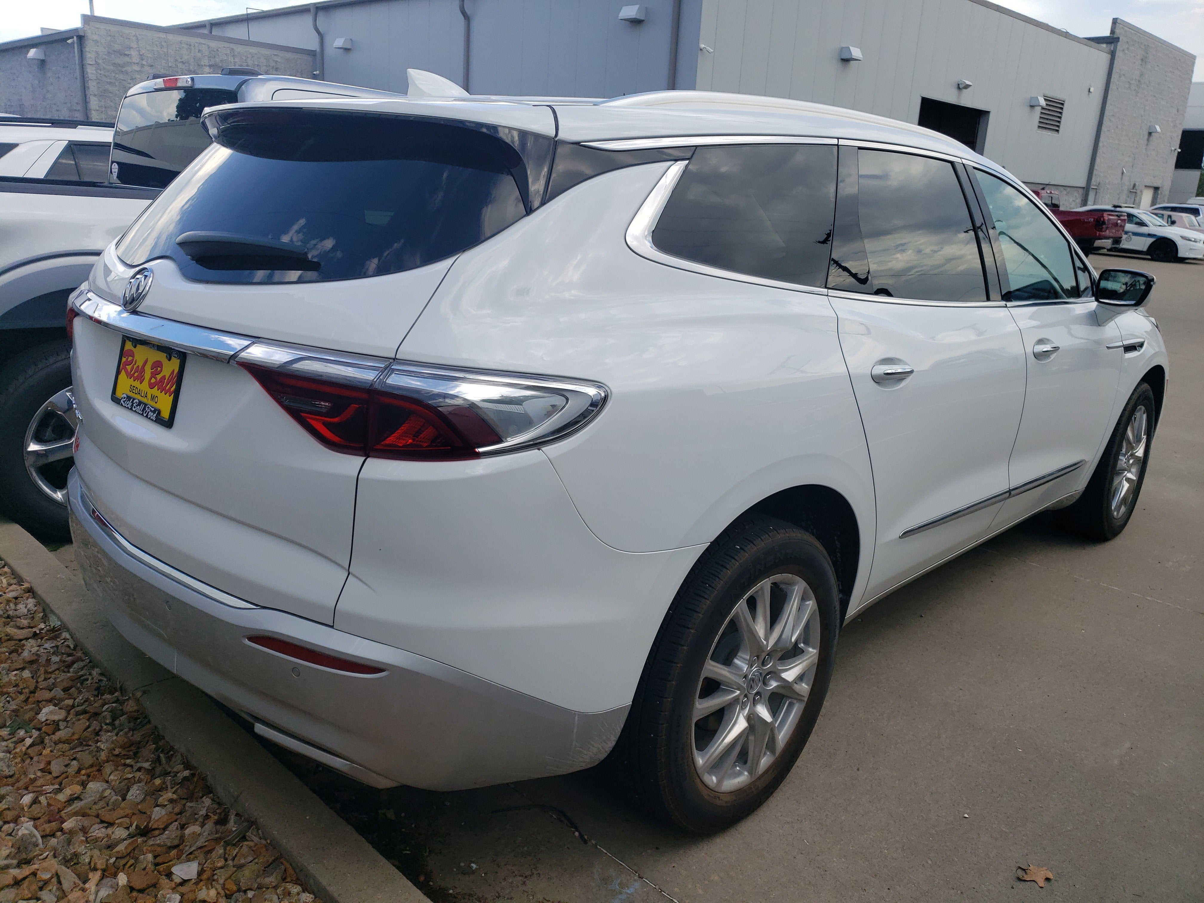 2023 Buick Enclave Premium