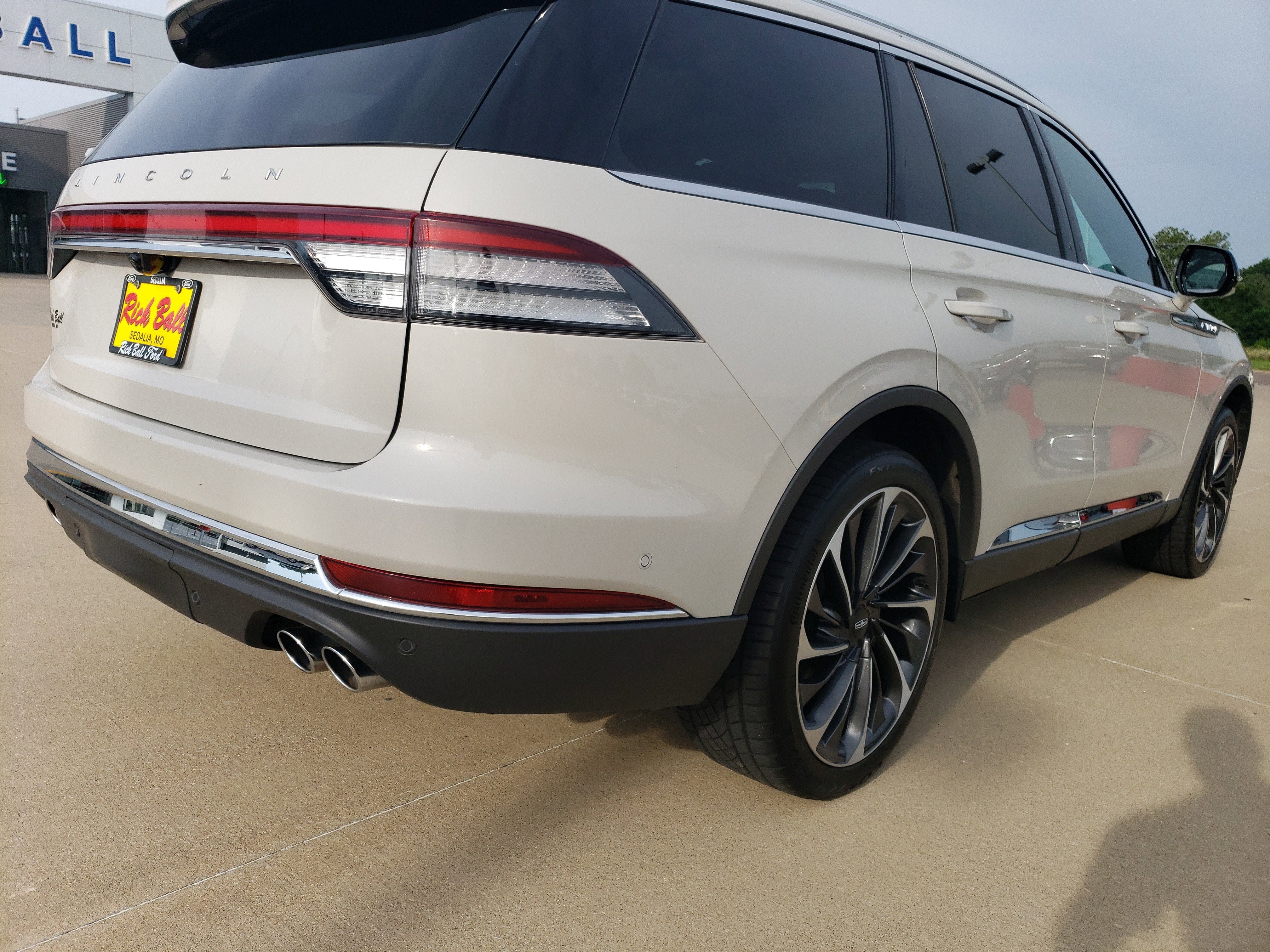 2022 Lincoln Aviator Reserve