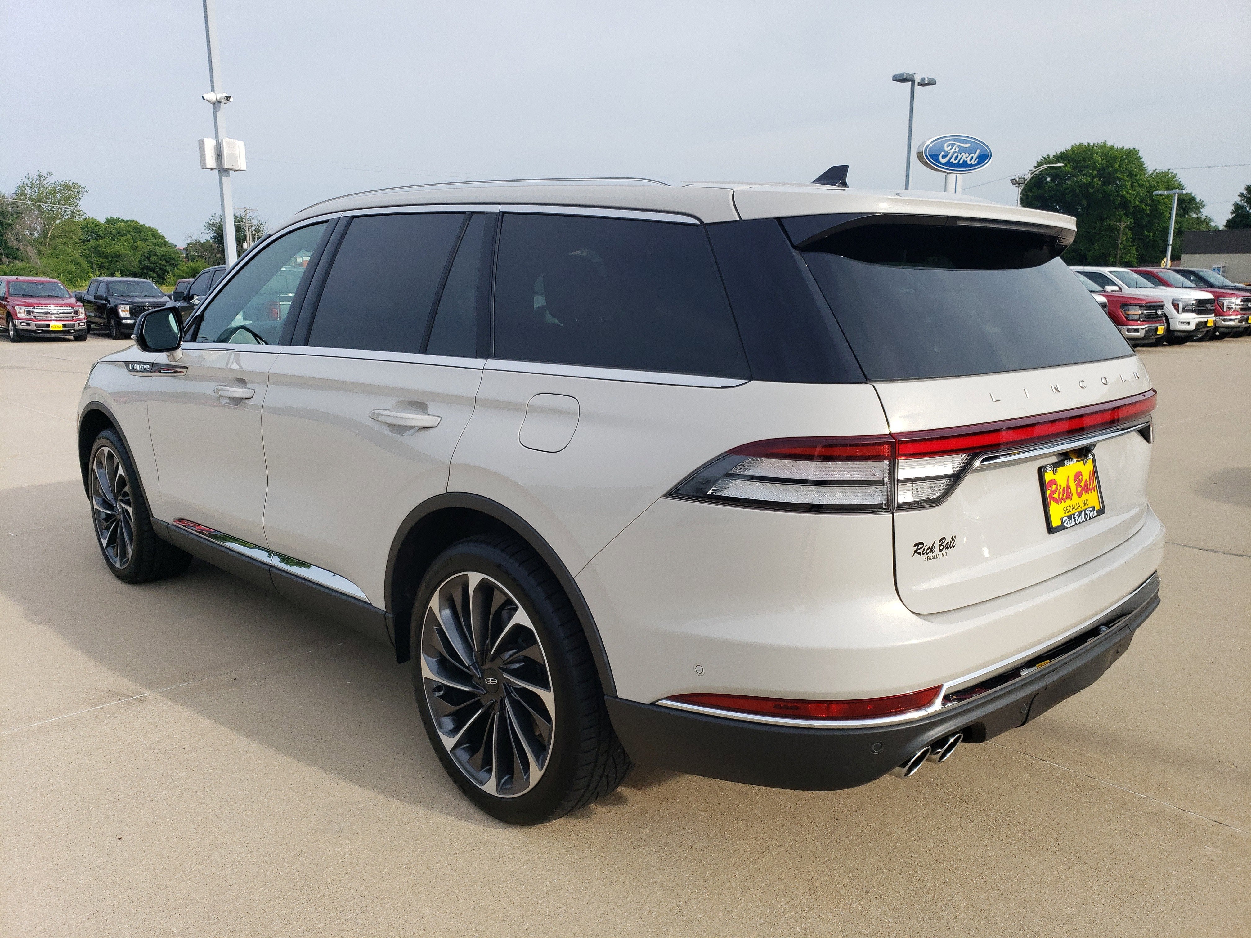 2022 Lincoln Aviator Reserve