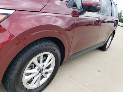 2023 Kia Carnival LX